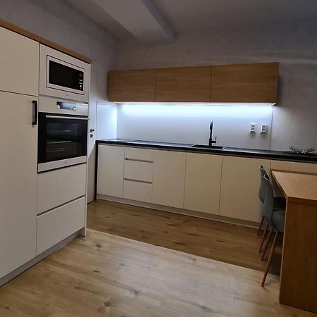 רייקה טפליצה Apartman Hestia 5 מראה חיצוני תמונה
