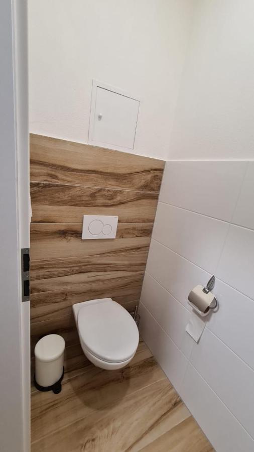 רייקה טפליצה Apartman Hestia 5 מראה חיצוני תמונה